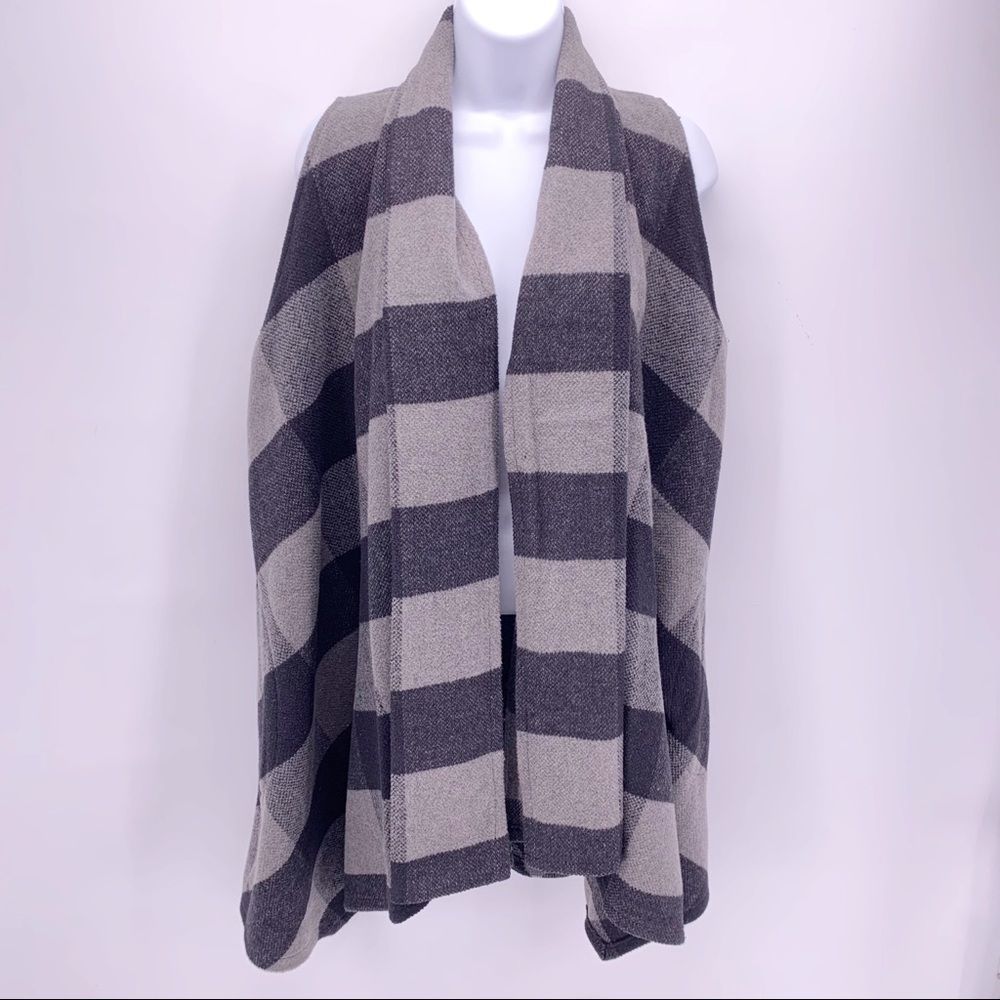 Talie Oversized Winter Cardigan Vest Size Small
